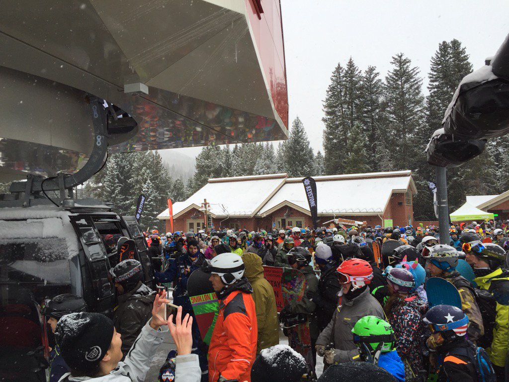 CBSNewsColorado's tweet photo. Big crowd @KeystoneMtn celebrating #OpeningDay. New snow this week increasing the base. 
https://t.co/zNwY3zgmt0 https://t.co/yrzQgGcmvR