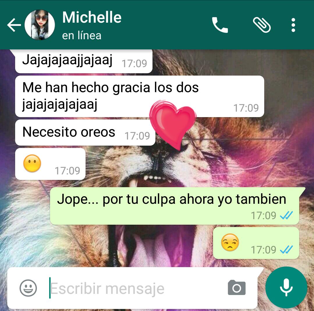 marina7am's tweet photo. Esto es crueldad amiguil jajajaja @miichelleMg con las Oreos no se juega #somosmountrodelasgalletas https://t.co/TdcZbM4FQG