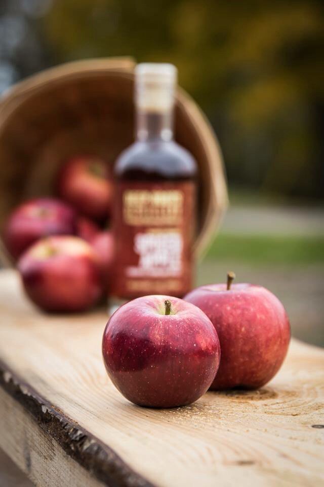DeepRootsPEI's tweet image. We have a new product available at the #chtownfarmersmarket tomorrow!! #DeepRootsDistillery #Apples #BeamishOrchard