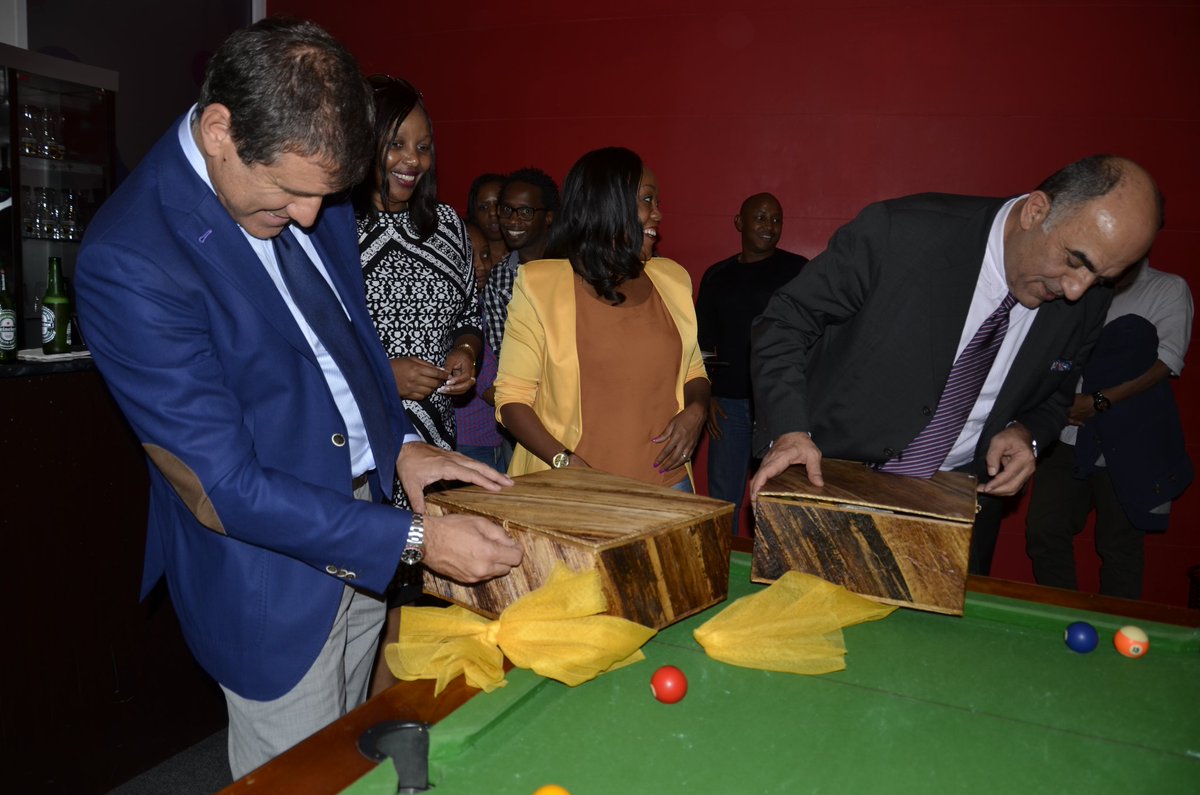 In true SCANAD fashion, @JWT_Worldwide 's <a href="/Gustavo_JWT/">Gustavo Martinez</a> &amp; Roy Haddad receive a token of appreciation