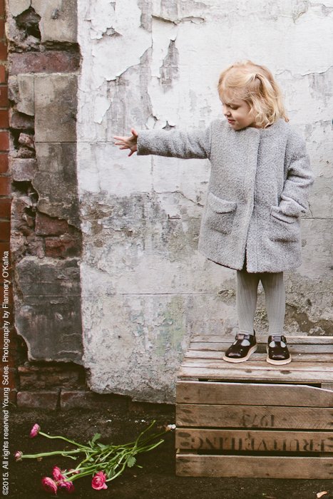 houseofoldbrown's tweet photo. Rosie T-Bar from @Young_Soles borrowing from childhood memories. In Store now @houseofoldbrown https://t.co/Twrqe1gUJp