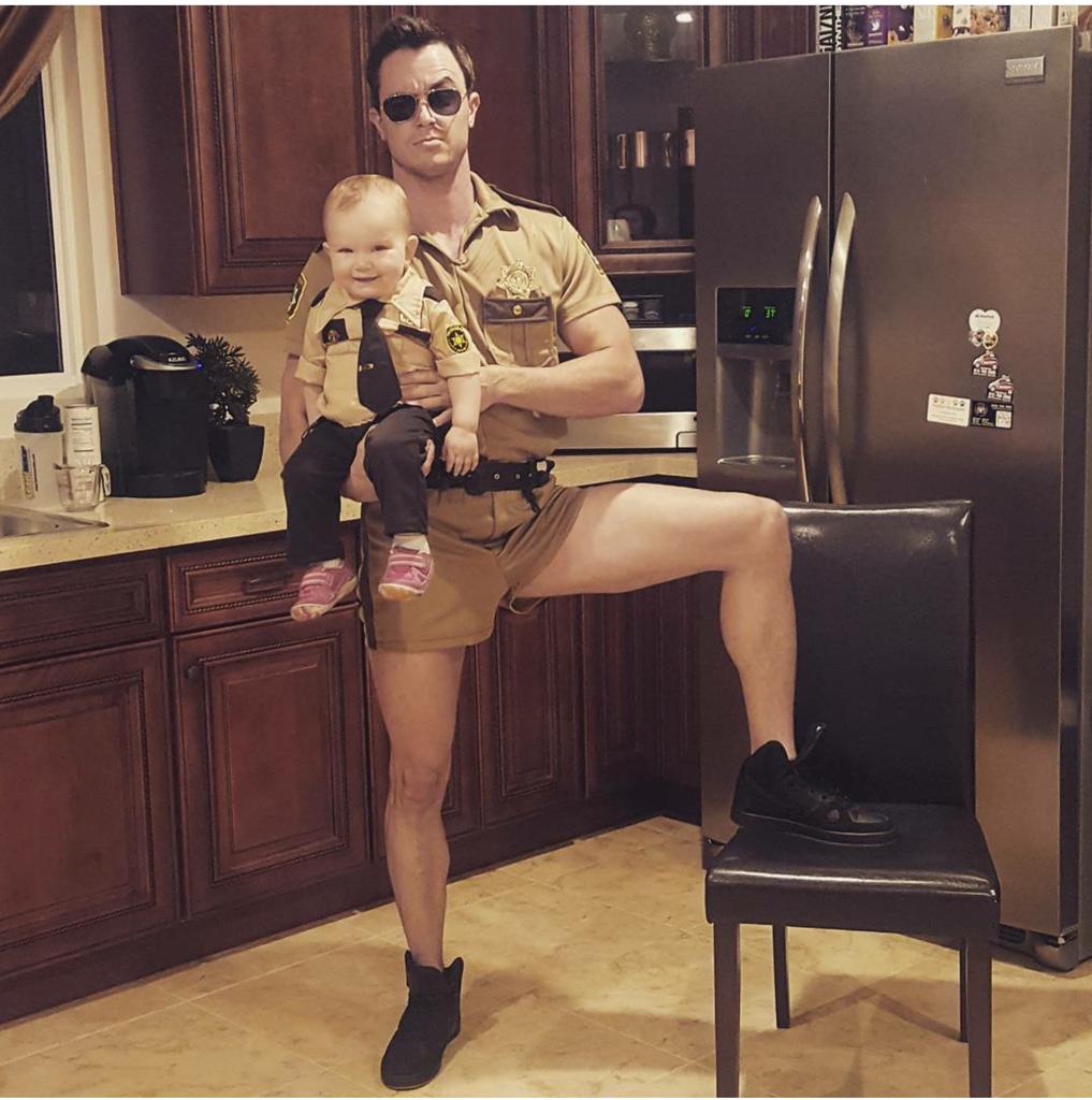 the_ryan_kelley's tweet photo. #FBF! With this tiny human I got more phone numbers than kids got candy on Halloween! My accessory game goes hard. https://t.co/5nNvJxwDXd