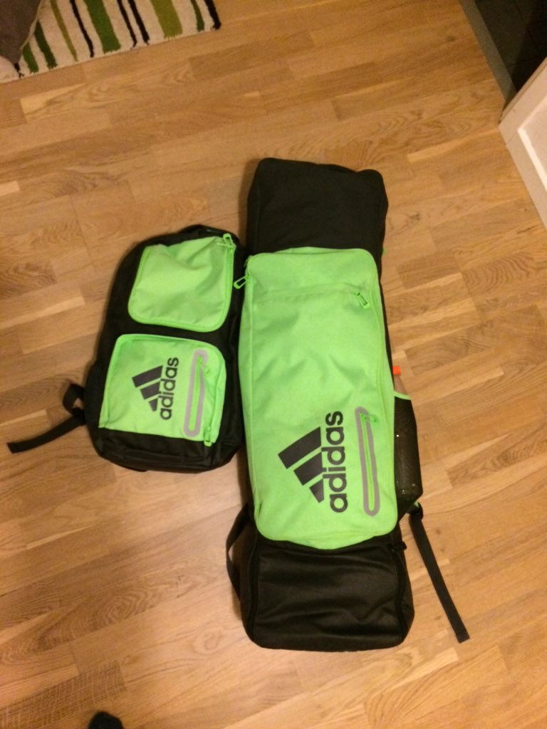 casperkdahl's tweet photo. Off to Delmenhorst, whit the 1. Mens team of Sørbymagle. 
#Adidashockey https://t.co/oJtFq33GxU