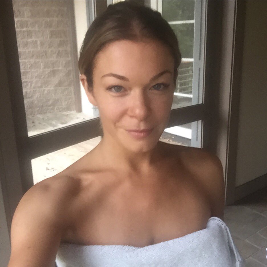 leannrimes's tweet image. Posting this no-makeup selfie in support of #buildOn to empower students in need! Post yours! #RFGoNaked #nofilter