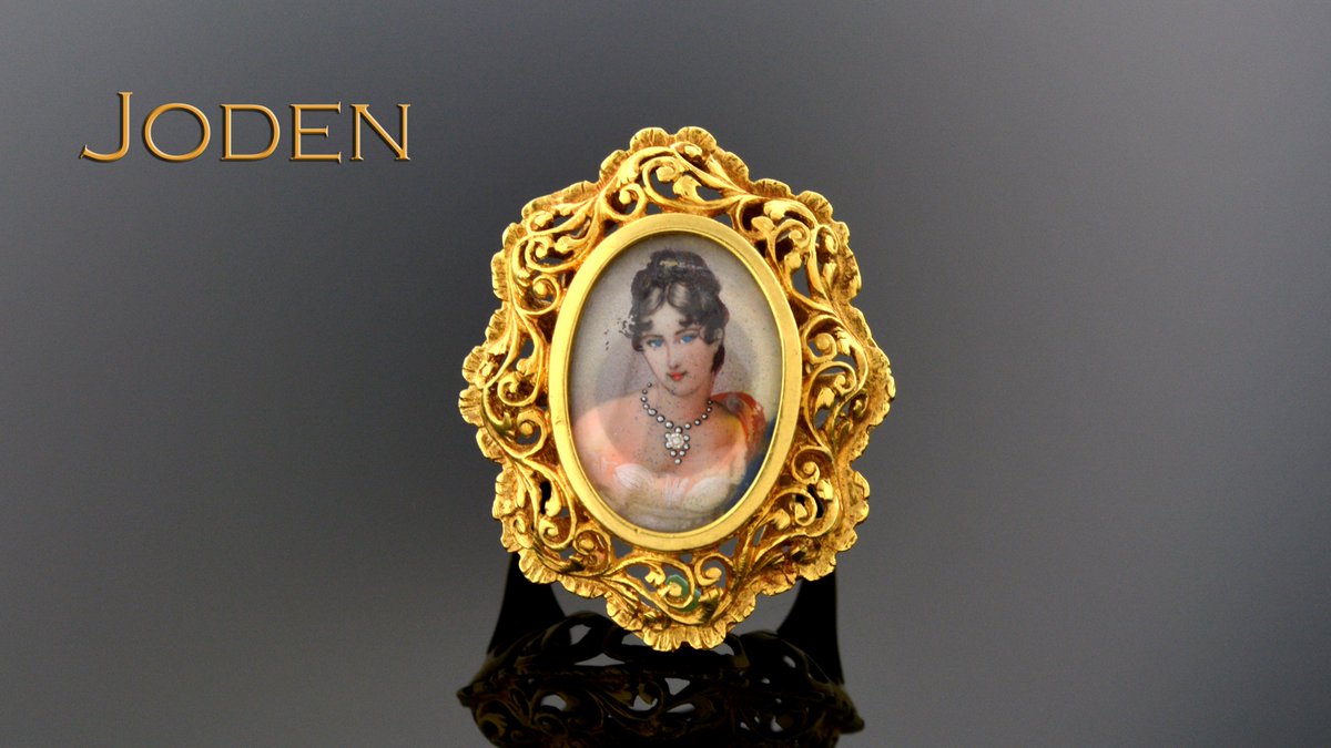 jodenjewelry's tweet photo. Can you believe this is a ring?!
Info: https://t.co/0W2prm9Rml
#showmeyourrings #portraitring #Miniaturepainting https://t.co/hKW3jcFiIb