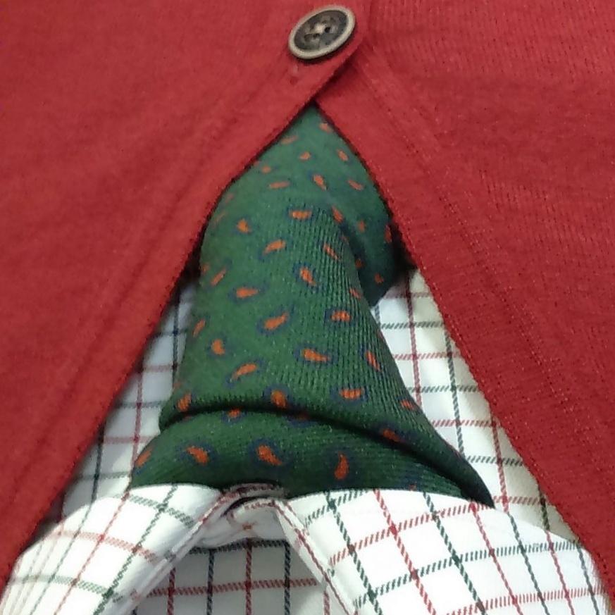gomez_y_grilo's tweet photo. Hoy el cuerpo me pedía una #corbata de #lana #modacaballero #estilo #elegancia #elegance #gentleman #gomezygrilo https://t.co/ol8MAIJAyx