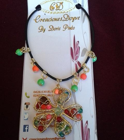 doyve1's tweet photo. A LA VENTA !!  Bellos accesorios al mayor y detal, enviamos a todo el pais. Para informacion al WhatsApp 04243702964 https://t.co/2qnHuKaf9h