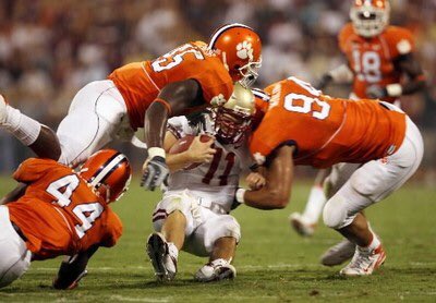 HCClemson's tweet image. Help us beat FSU off the field by getting more Retweets than @HerCampusFSU by game time!!