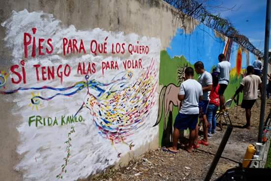 ElKolectivo's tweet photo. ¡No se pierdan a la 2da intervención artística en el Centro de Menores Arcoiris!

https://t.co/3m4AYsuA6s https://t.co/yjJSx0caJM