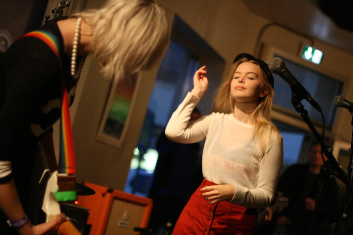 thebeerwell's tweet photo. .@DreamWifeMusic-if you long for ladies playing energetic pop with attitude then your dream can come true at Hlemmur https://t.co/rBiA0yYYjN