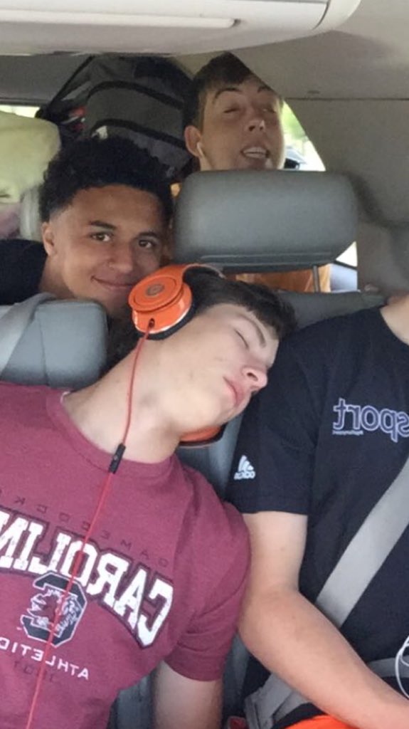 tanner_holt's tweet photo. Happy birthday bro, love you! @devinbball6 https://t.co/K4IXbtSNBN