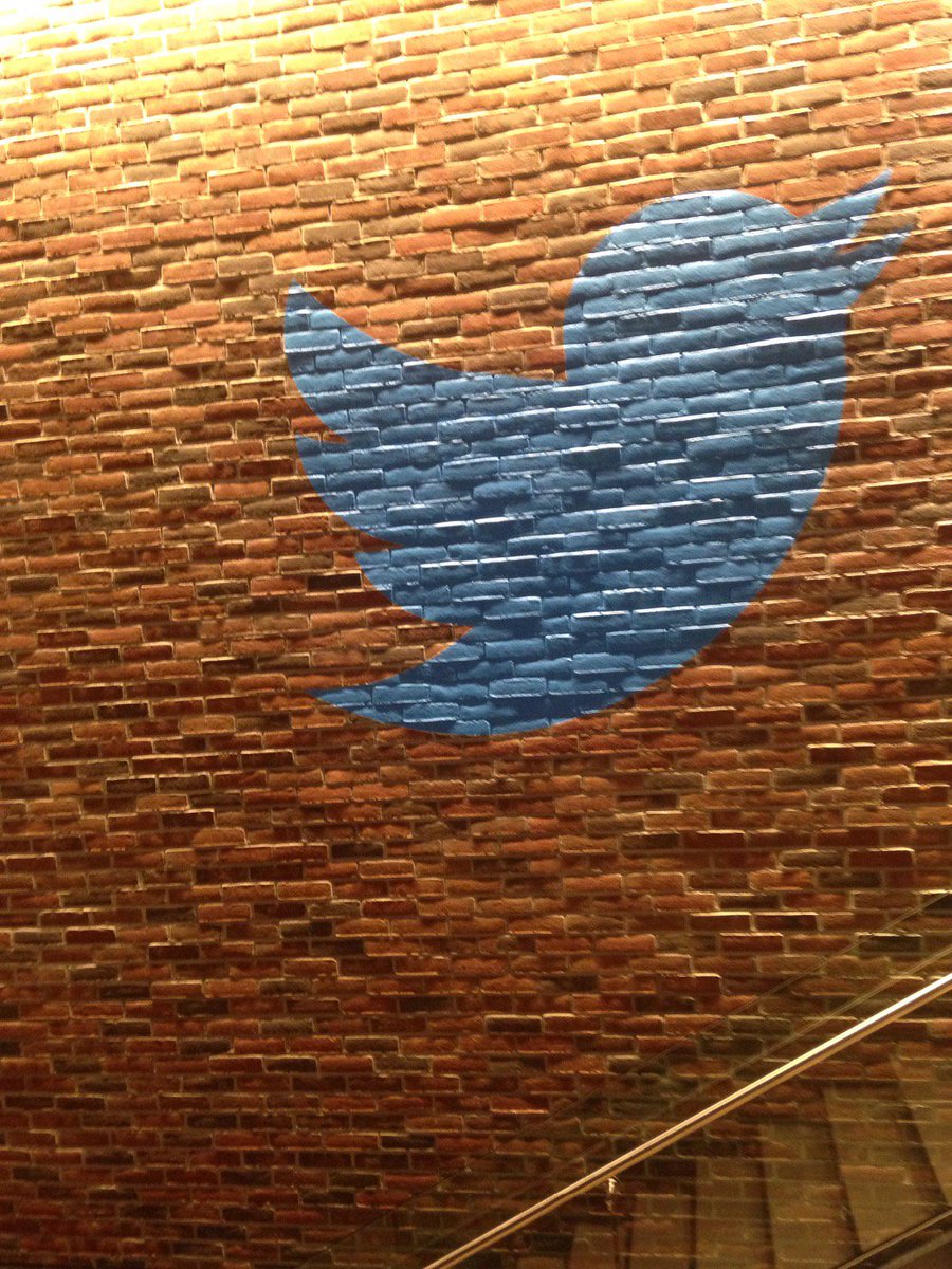 ader1557's tweet photo. Tweeting at Twitter :) https://t.co/RHm2CVNywv