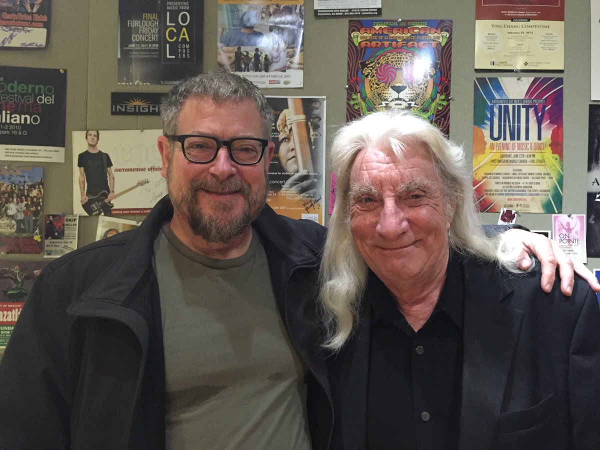 CapRadioInsight's tweet photo. Bob Bralove and Tom Constanten are in the #Insight greenroom waiting to talk about #DoseHermanos &amp; #gratefuldead https://t.co/WqQoPwwvr4