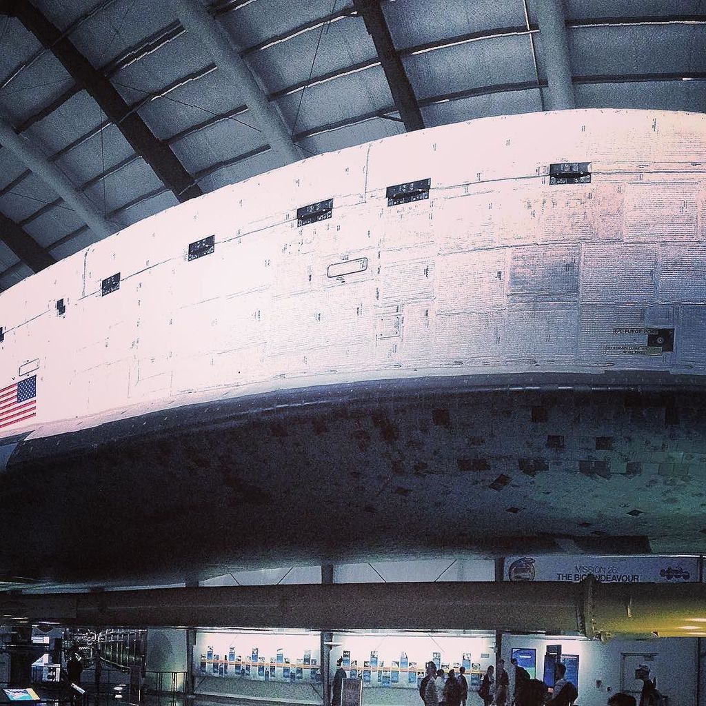 FirstandShadow's tweet photo. #NASA #spaceshuttle #glassexplorer #cyberhackergirlfromthefuture https://t.co/OfvQQ6MHud https://t.co/OajQAvzJi9