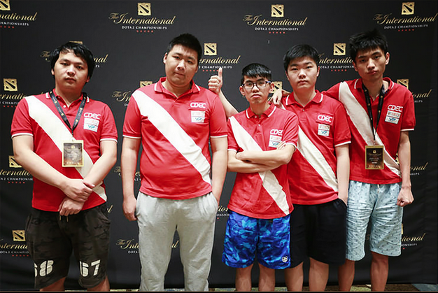 2PDota's tweet image. .@LGDgaming and @CDECgaming Gaming denied visas to Frankfurt #Dota2
bit.ly/1SwlJtk