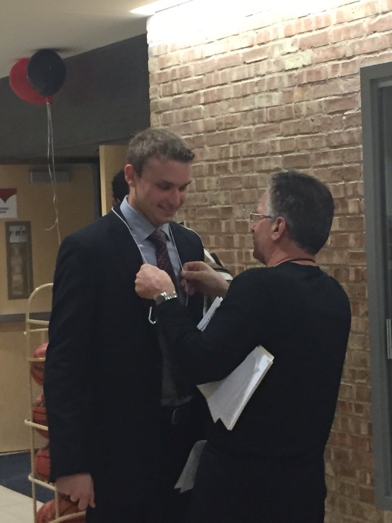 lfc_mbb's tweet photo. #WeMakeMen @Kenbasketball Making Last Minute Adjustments For @jim_schick At Speed Networking Event Last Night https://t.co/YiP1fSmSST