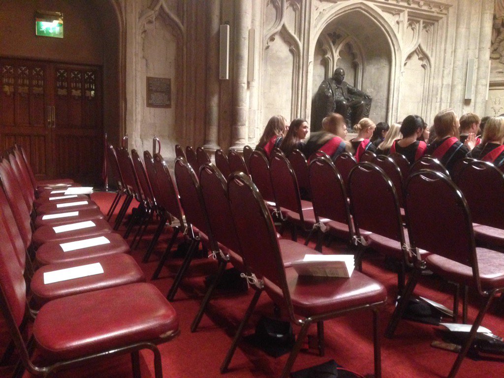 guildhallschool's tweet photo. Finally a bit of peace and quiet around here: the Acting grads have just gone up. #GuildhallGrad2015 https://t.co/5y1HDtCNGC