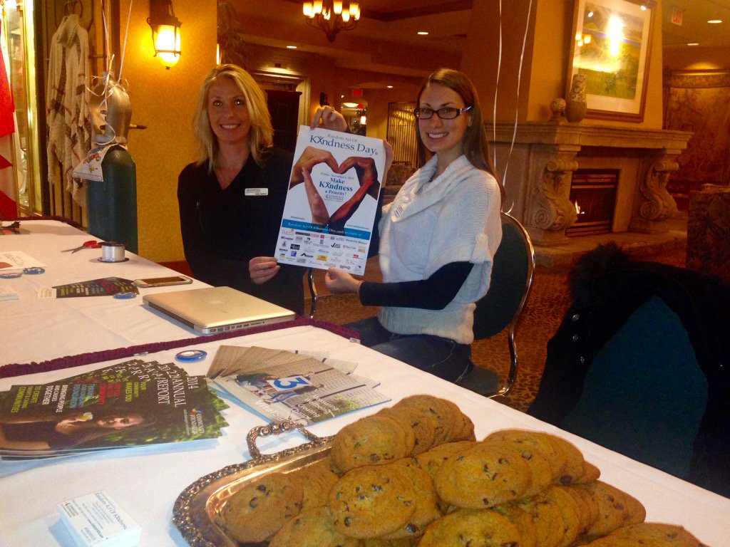 jungangela_'s tweet photo. It is Random Act of Kindness Day! Grab some cookies and coffee @pentictonresort! What #RAKdaySOS have u witnessed? https://t.co/crvwokFDgU