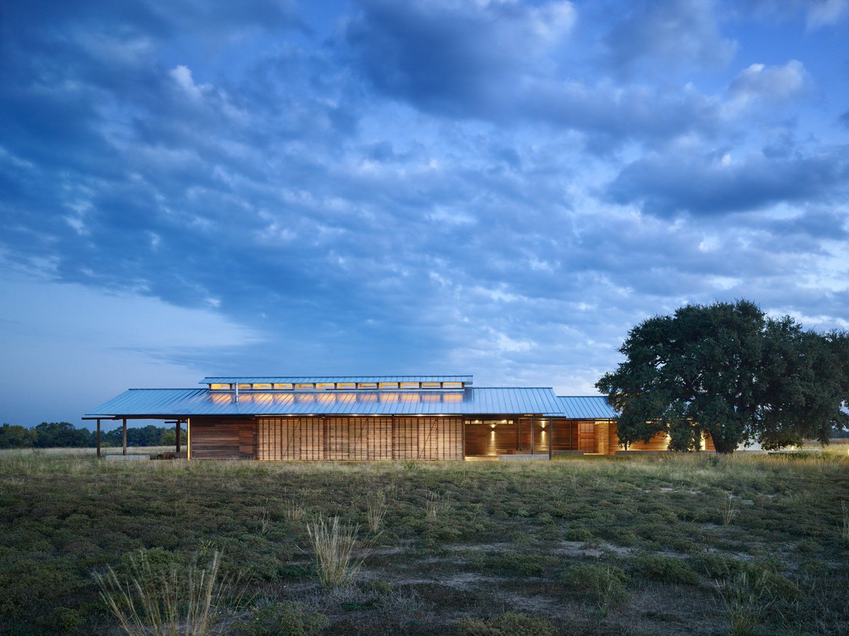 LakeFlato's tweet image. #TxA2015 Hear about Josey Pavilion &amp;amp; @livingbuilding at 1PM Design Panel 1 with LFer Tenna: bit.ly/1kfx1XD