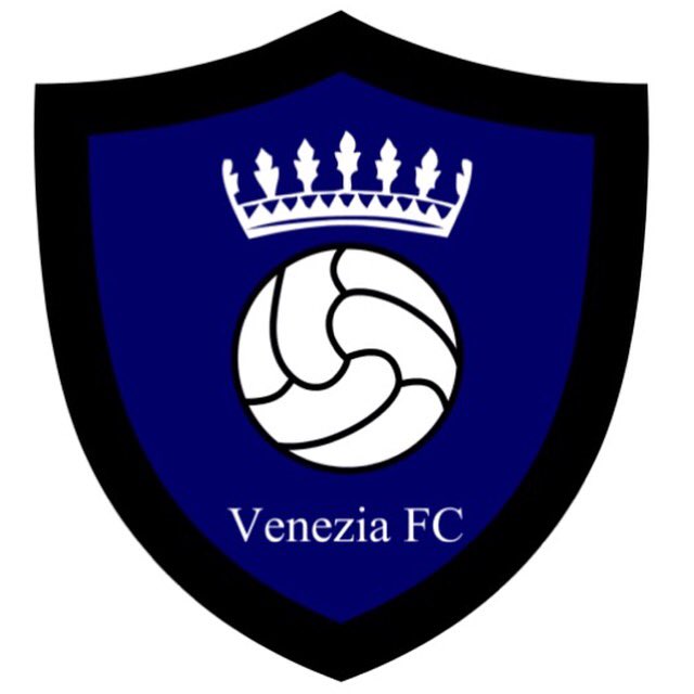 Aquí les presentamos el diseño de nuestro nuevo escudo para la temporada que esta por comenzar! #vamosvenezia