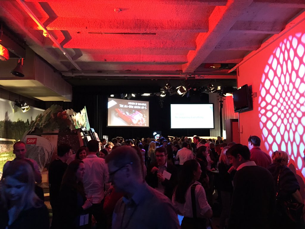 jfab_relations's tweet photo. When everyone is #networkinghard, the #bestconnections take place outside of the main room 😏 #TEDxZurich @kupfi https://t.co/65u62zOOPV