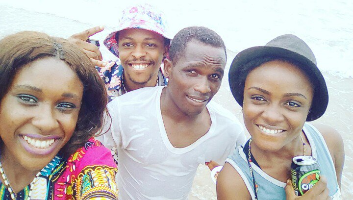 sezylisa's tweet photo. Sometimes you just gotta relax.. Chill at a beach... https://t.co/mc5JmkQHt4