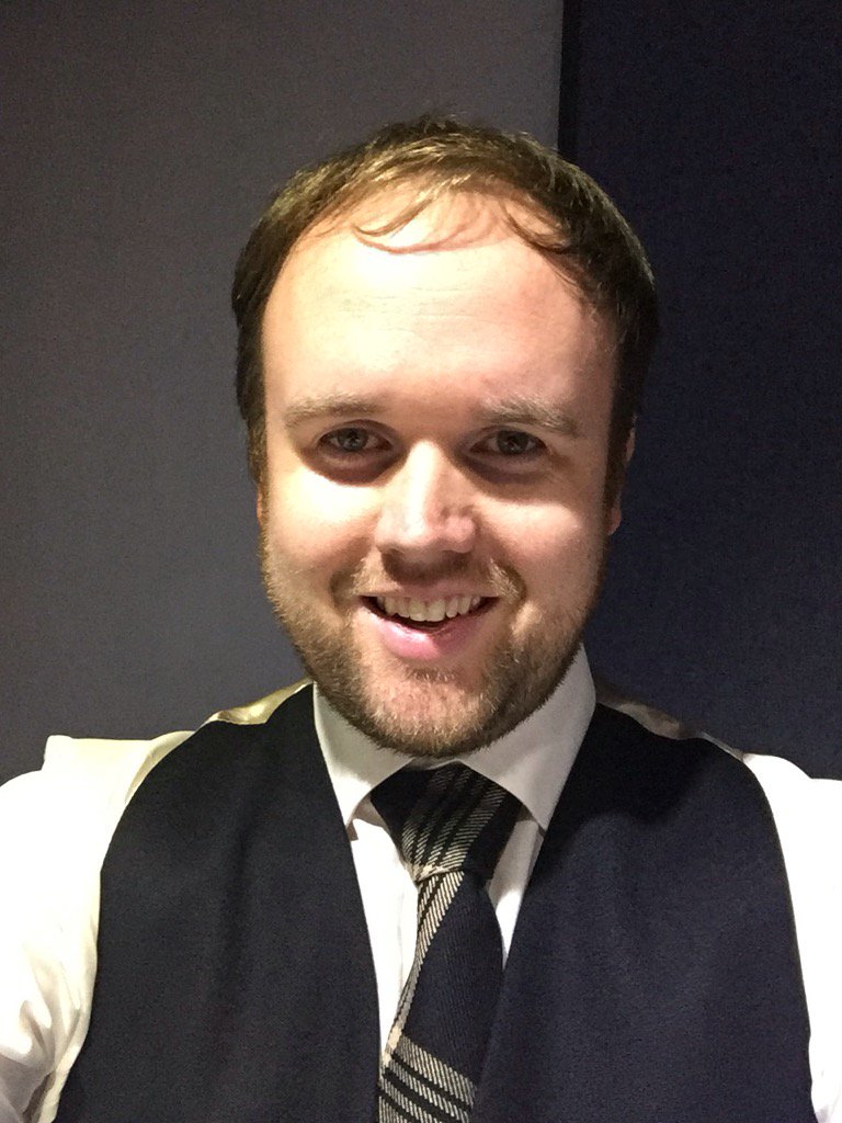 impaulharper's tweet image. Just hair to do now after the show! #fastchange