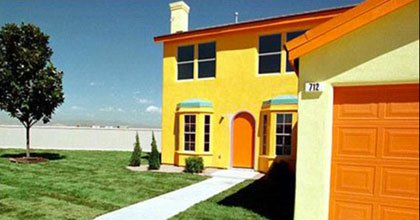 TVAreseau's tweet photo. INSOLITE | La «vraie» maison des Simpsons via @casatvca https://t.co/bfJzpoGsH0 https://t.co/oIuVRwlDpV