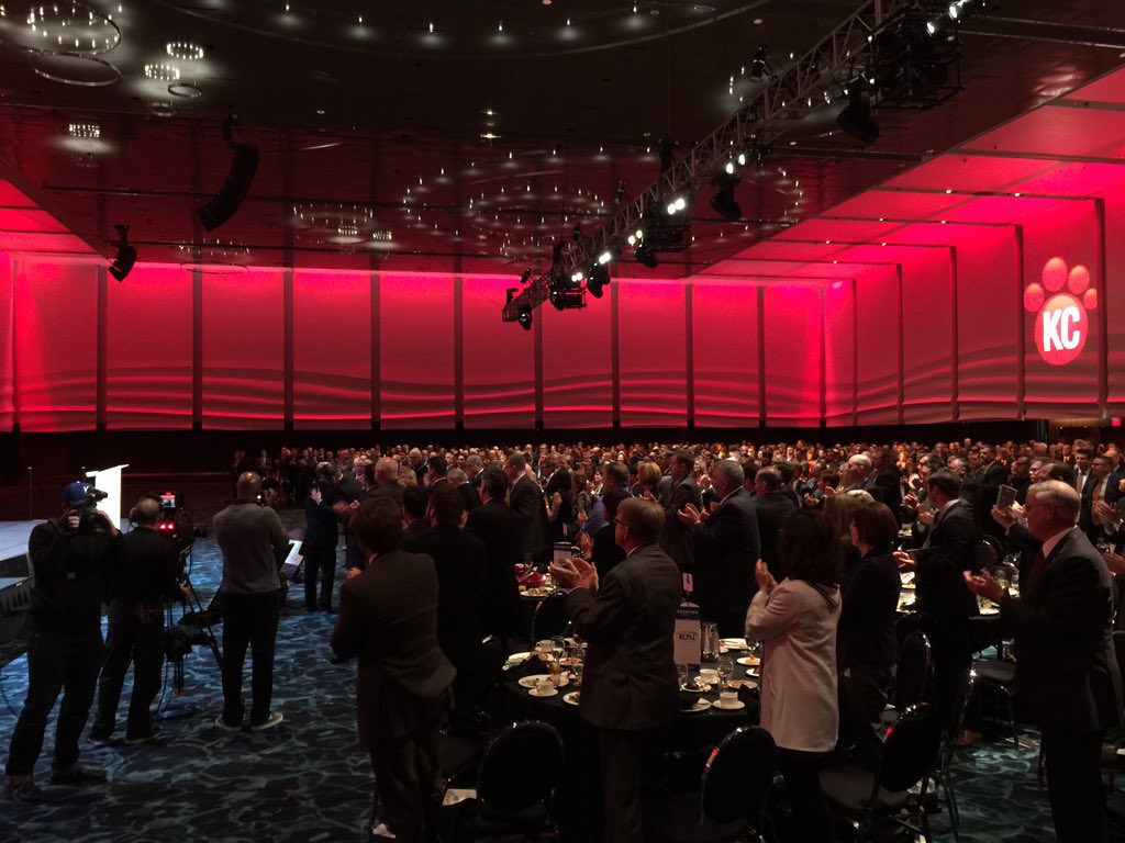 emorgenstern's tweet photo. Standing O for @BobMarcusse -- so deserved. Thank you. @MorningstarComm #ithinkkc #BeDaringKC https://t.co/DBidagNmkU