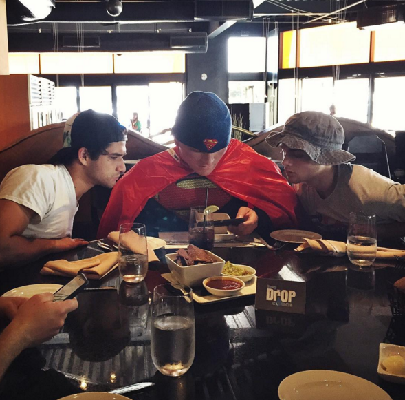 TEEN_WOLFFR_ tweet picture