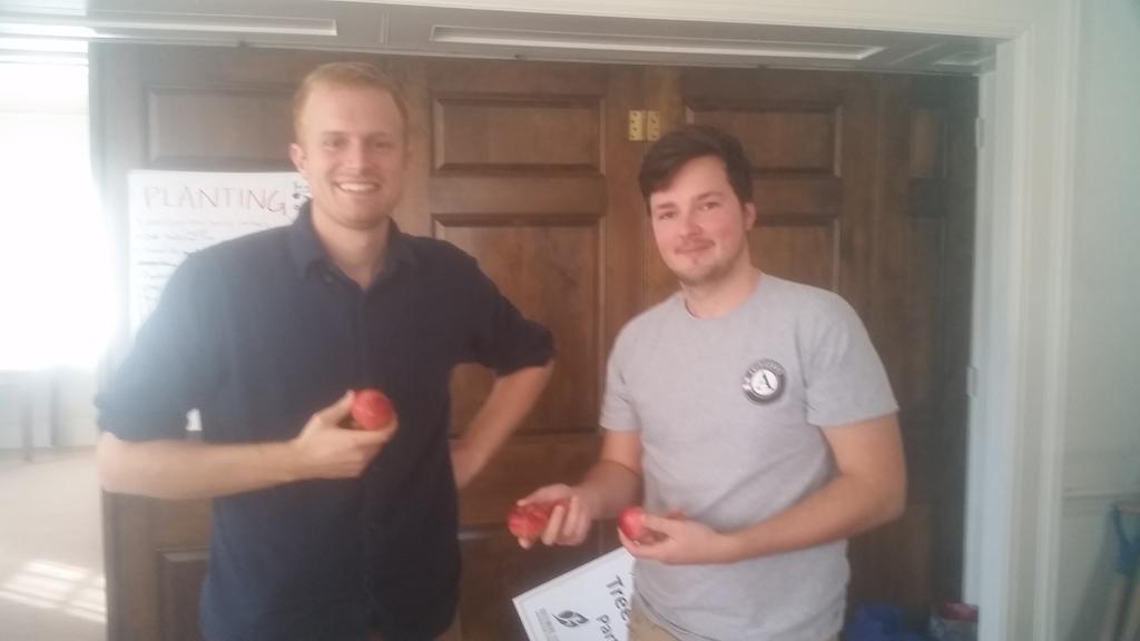 useblacklabel's tweet photo. Connecting people in neighborhoods and creating a culture around community orchards. @BaltOrchard #truebaltimore https://t.co/8cQ2Wq5USj