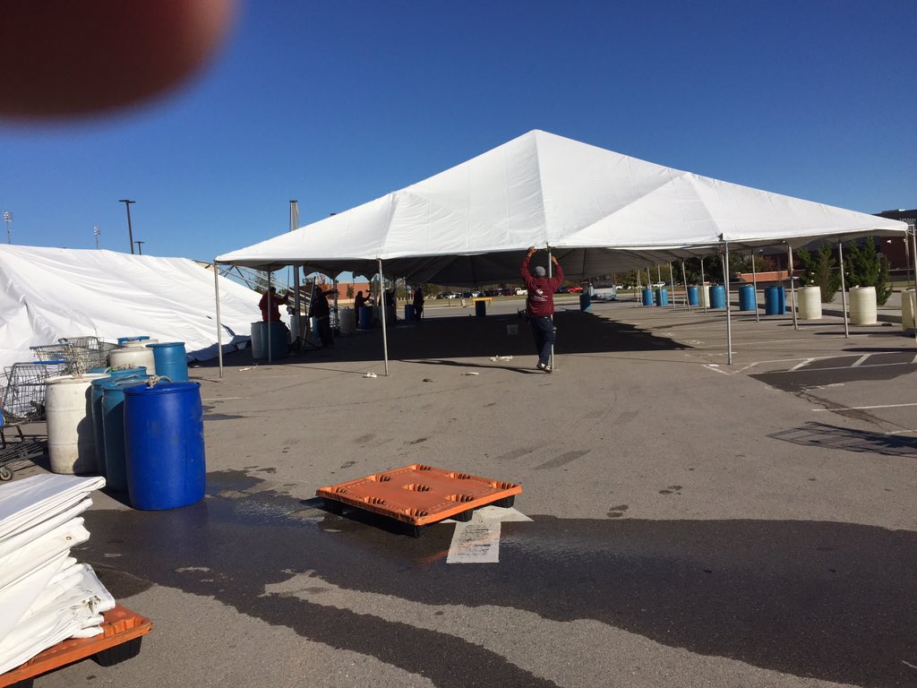 2015OASCSTATE's tweet photo. Tents are up! 
Production is ready! 
Guymon is here! 
It's getting real 😎 https://t.co/vQzNJ5Qg2O