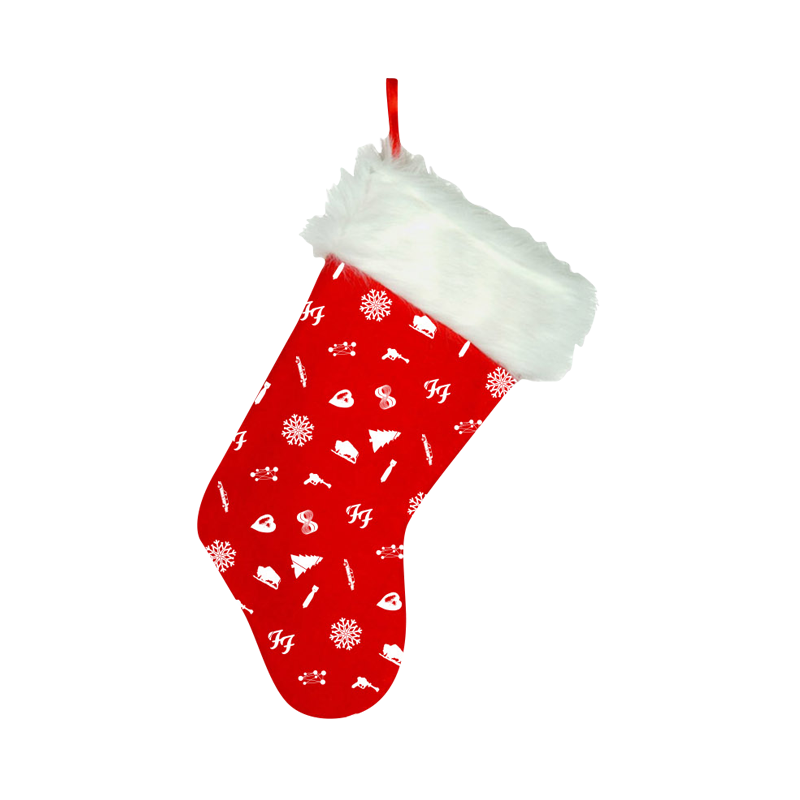 foofighters's tweet photo. Plan your holiday wardrobe! Holiday merch avail at US &amp; UK stores while they last! Here: https://t.co/Xpi8SYDNOe https://t.co/uhTCyitf3G