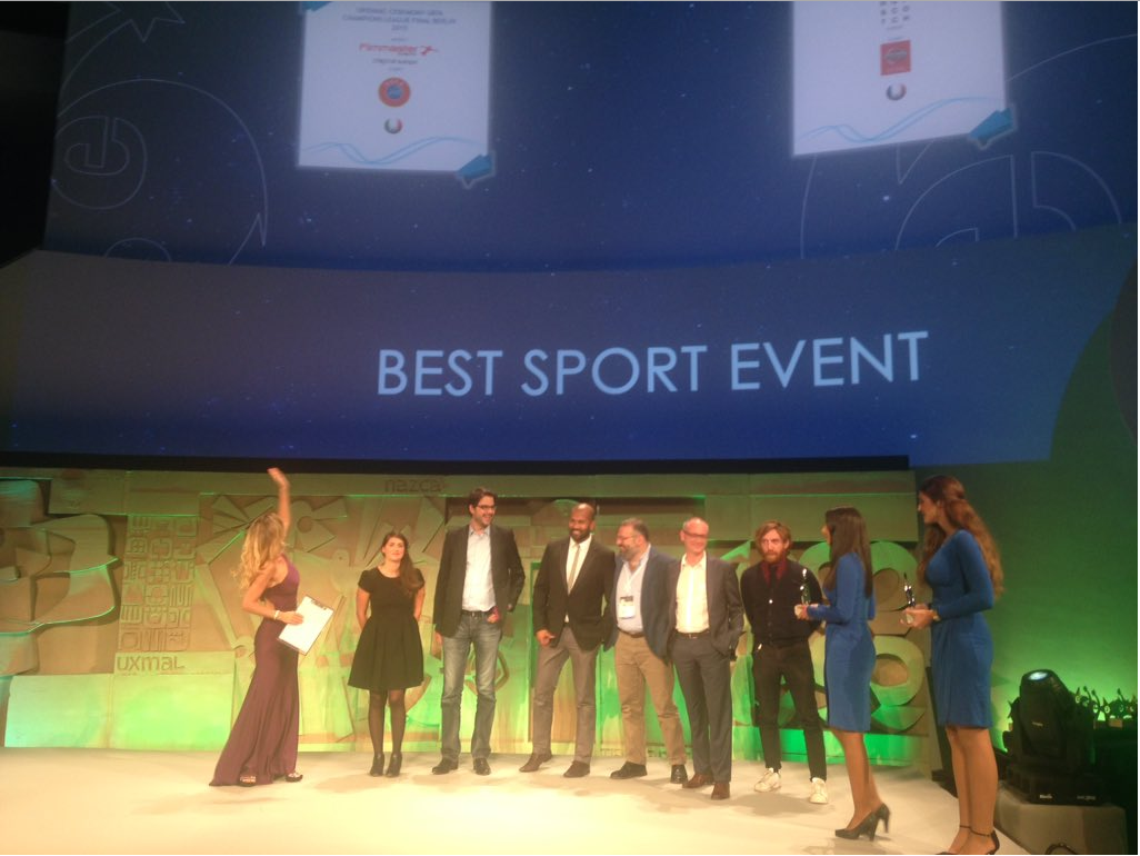 HopscotchEvent's tweet photo. Fiers de nos équipes qui viennent de remporter l'or dans la catégorie "Best Sport Event" à #EuBea2015 ! https://t.co/IJ3WJ2Y4P7