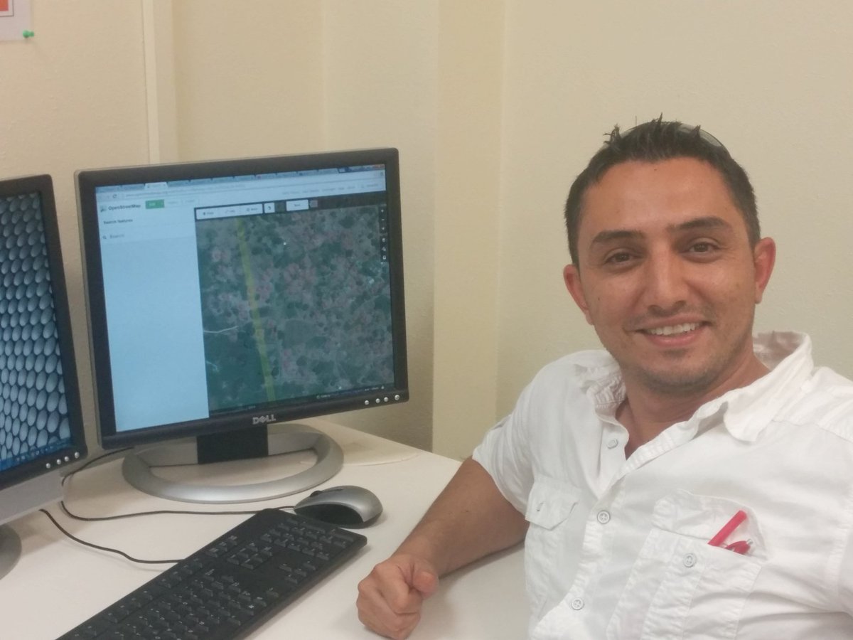 ttugis's tweet photo. Looking good while making maps @USAID @TexasTech  #mapathon #malariaprevention https://t.co/bfxIY6fQfQ