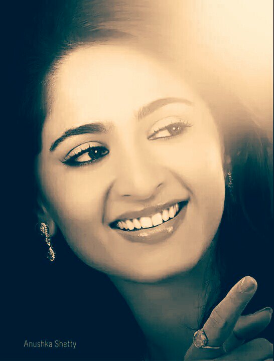 Happy Birthday Anushka Shetty.... 