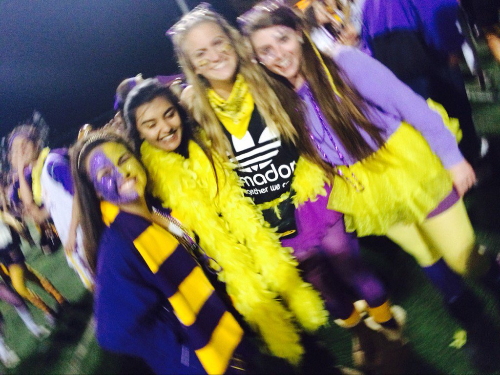 priyankadavar's tweet photo. Missin the purple pit a little extra tonight #btf #keepptownpurp 💜💛🏡 https://t.co/ifRUAEHJVV