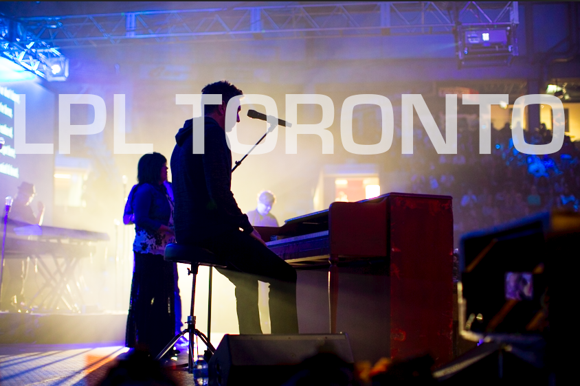 A
N
D 

WE ARE LIVE   

#LPROOF15