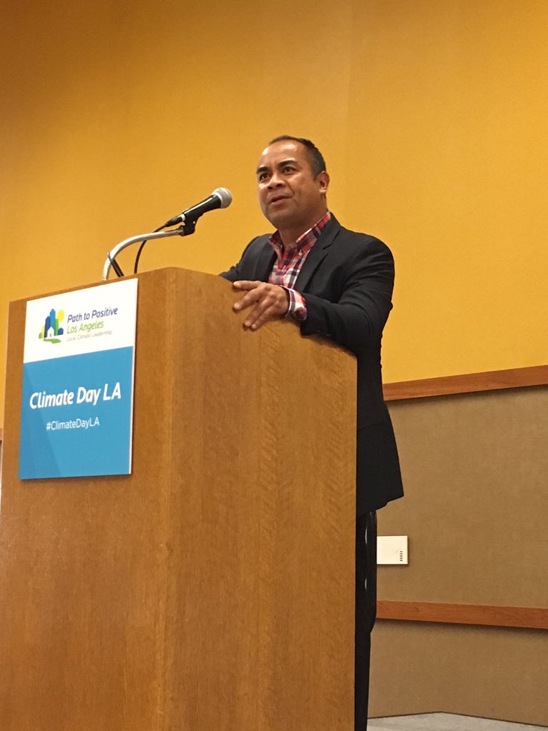 CicLAvia's tweet image. Loving the meaningful workshops &amp;amp; ideas on LA's environment coming out of #ClimateDayLA @jparfrey