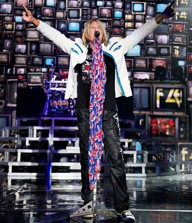 UEventGroup's tweet photo. Mr #JoeElliott #DefLeppard #pyromaniac #hardrock #uevent #moveyourworld 🌎 https://t.co/LSgcDJazer