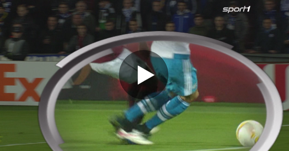 SPORT1's tweet photo. Am Ende ging alles gut. Aber hättet ihr gepfiffen? #PRAS04 VIDEO https://t.co/ZZeRgrNI6v https://t.co/nnAUiHXtEl
