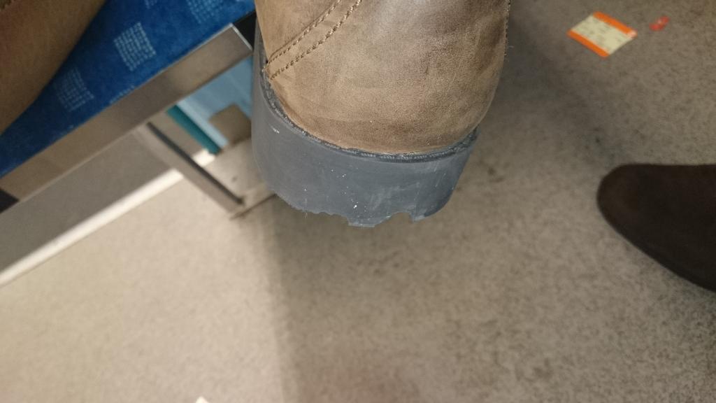 Tuddy1991's tweet photo. @Timberland second time I've worn these and this has happened https://t.co/r2tbxQRmWK