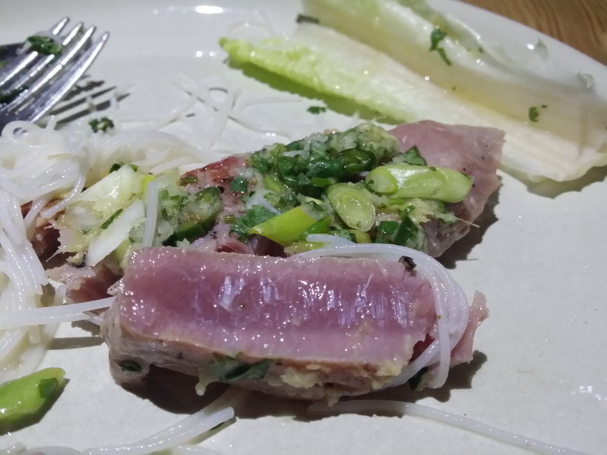 CravingCurries's tweet photo. Fantastic Tuna from @DarwenFish #nomnom supporting #SmallBusiness @AuntiePegg @MrSteThompson #FridayFeeling https://t.co/PHlQJA2btP