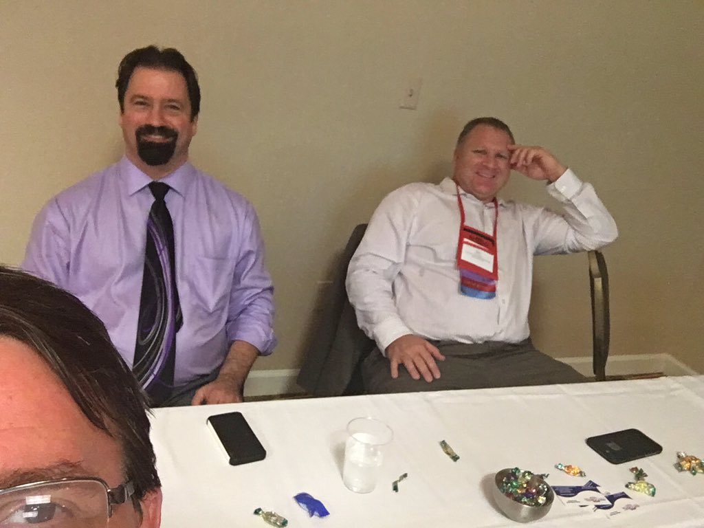 TimHelenthal's tweet image. And Joe Bonnie and Greg Moore talking social media with Deidra #2015NVLCONV @NatVanLines
