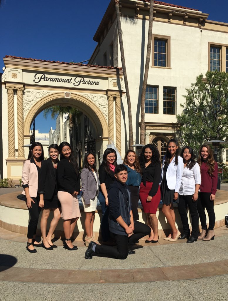 CSUF_LCI's tweet photo. Wrapping up LCIs #ParamountStudioTour! amazing internship opportunity for our members! https://t.co/7NQ0Gj2OZt