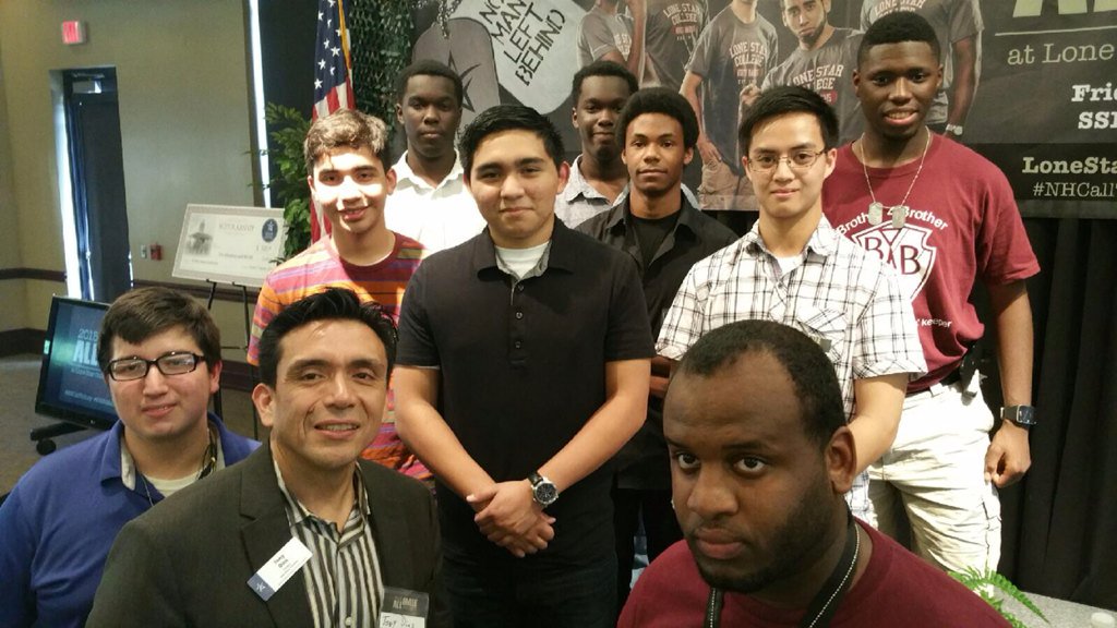 AztecMuse's tweet photo. Had a great morning with these brilliant young leaders at @LSCNorthHarris Male Summit. https://t.co/fNEEaOJpgh