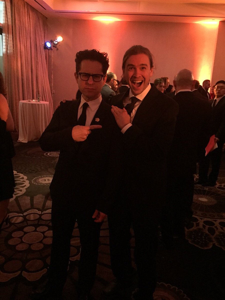 PeepholeMovie's tweet photo. Just hanging out with JJ. #jjabrams #StarWarsTheForceAwakens #ves #joyride https://t.co/Y4HAlHHX54