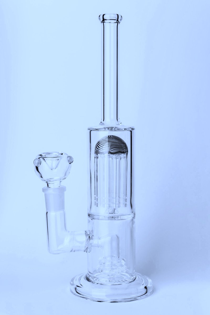 MetroXdc's tweet photo. BONGS &amp; VAPES seem to be hot this week, so use code “HOTONE30” to get 30% of a Bong or a Vape! Plus free Mj! #TGIF https://t.co/E5NtoTCq8m