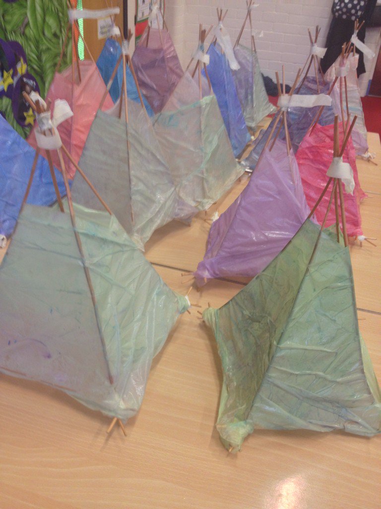 WilderThingsUK's tweet photo. #victoriacp #wrexham #lantern making. Event Sunday at #nantmill Book now through Wilderthings. Places available https://t.co/Xlyqug1lpN