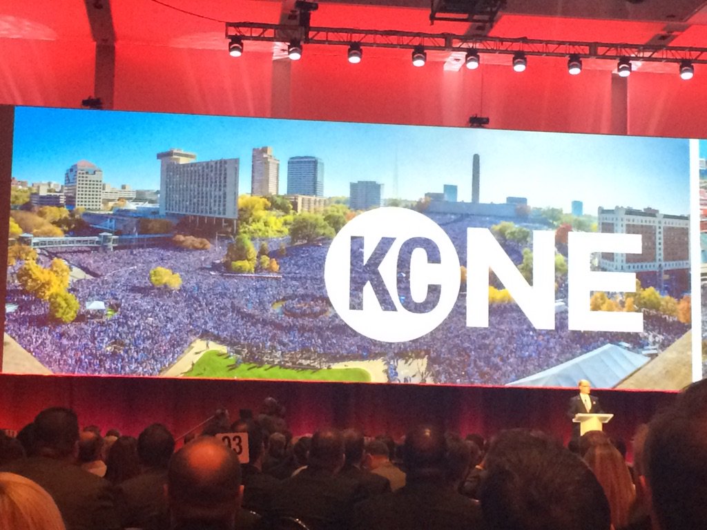 JasonGrill's tweet photo. Well done @ithinkKC. Amazing videos today. That screen was great. Awesome visuals / images. #BeDaringKC #KC https://t.co/6oPNYiUxu4